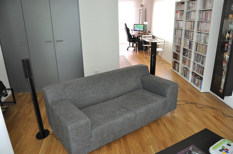 Illustration for article titled This Apartment Is No Nerd Slob Hole